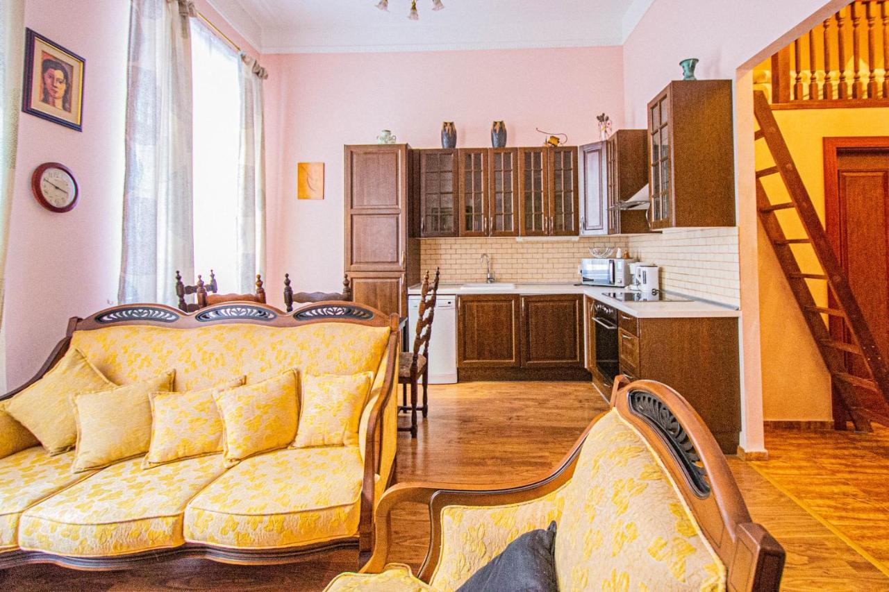 Astronomical Clock Suite By Ruterra Prag Exterior foto